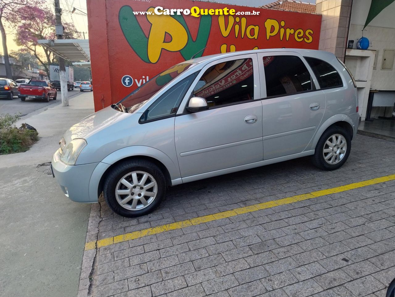 CHEVROLET   MERIVA MAXX 1.4 MPFI 8V ECONOFLEX 5P   PRATA 2012 1.4 GASOLINA - Loja