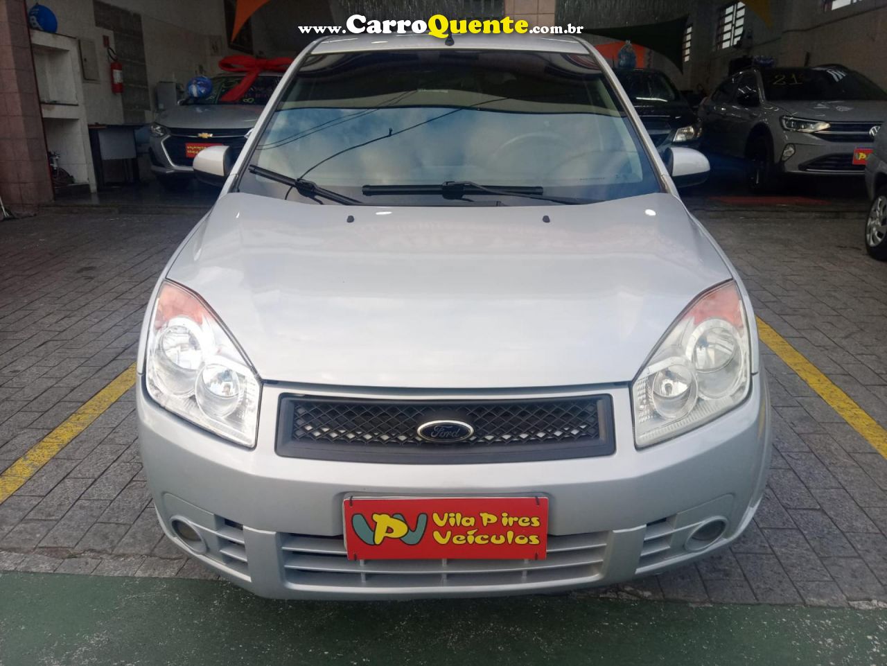 FORD   FIESTA 1.6 8V FLEXCLASS 1.6 8V FLEX 5P   PRATA 2010 1.6 FLEX - Loja