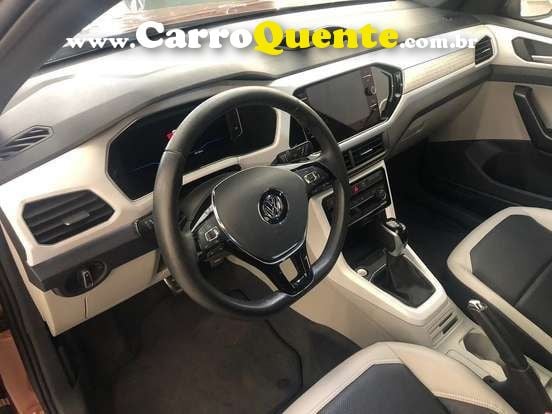 VOLKSWAGEN T-CROSS 1.4 250 TSI HIGHLINE - Loja