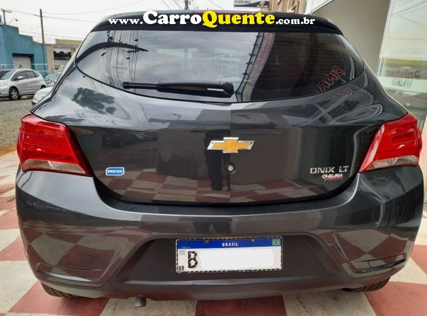 Chevrolet ONIX 1.0 MPFI LT 8V FLEX 4P MANUAL - Loja