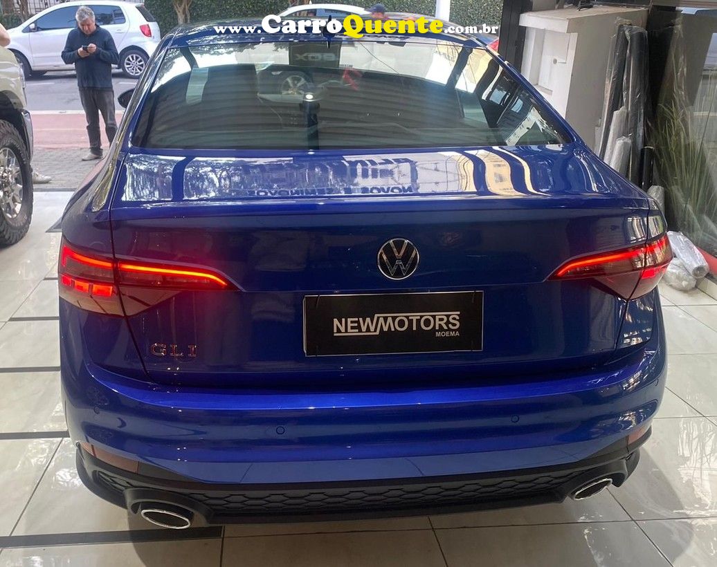 VOLKSWAGEN JETTA 2.0 350 TSI GLI DSG - Loja