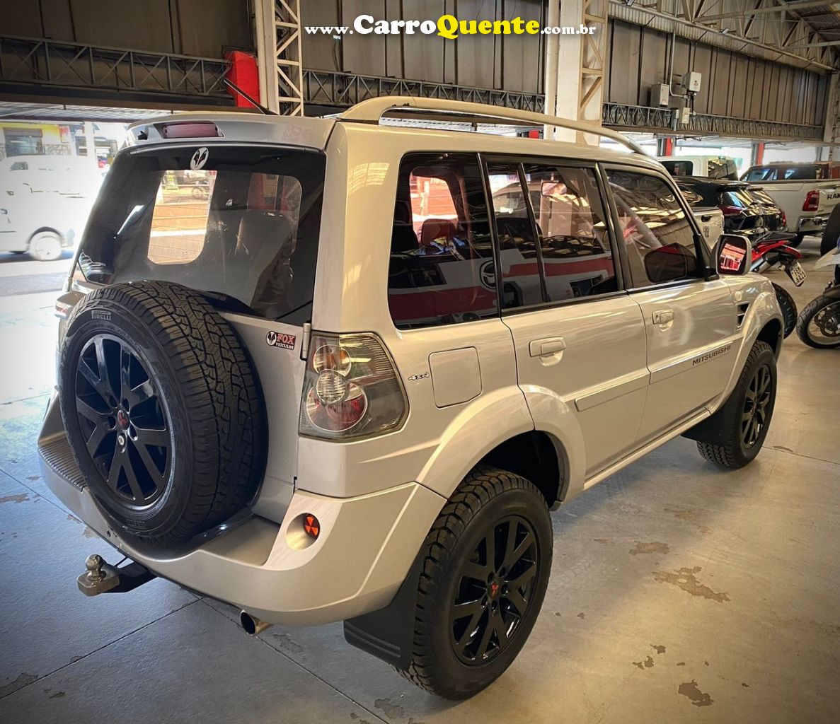 MITSUBISHI PAJERO TR4 2.0 4X4 16V - Loja