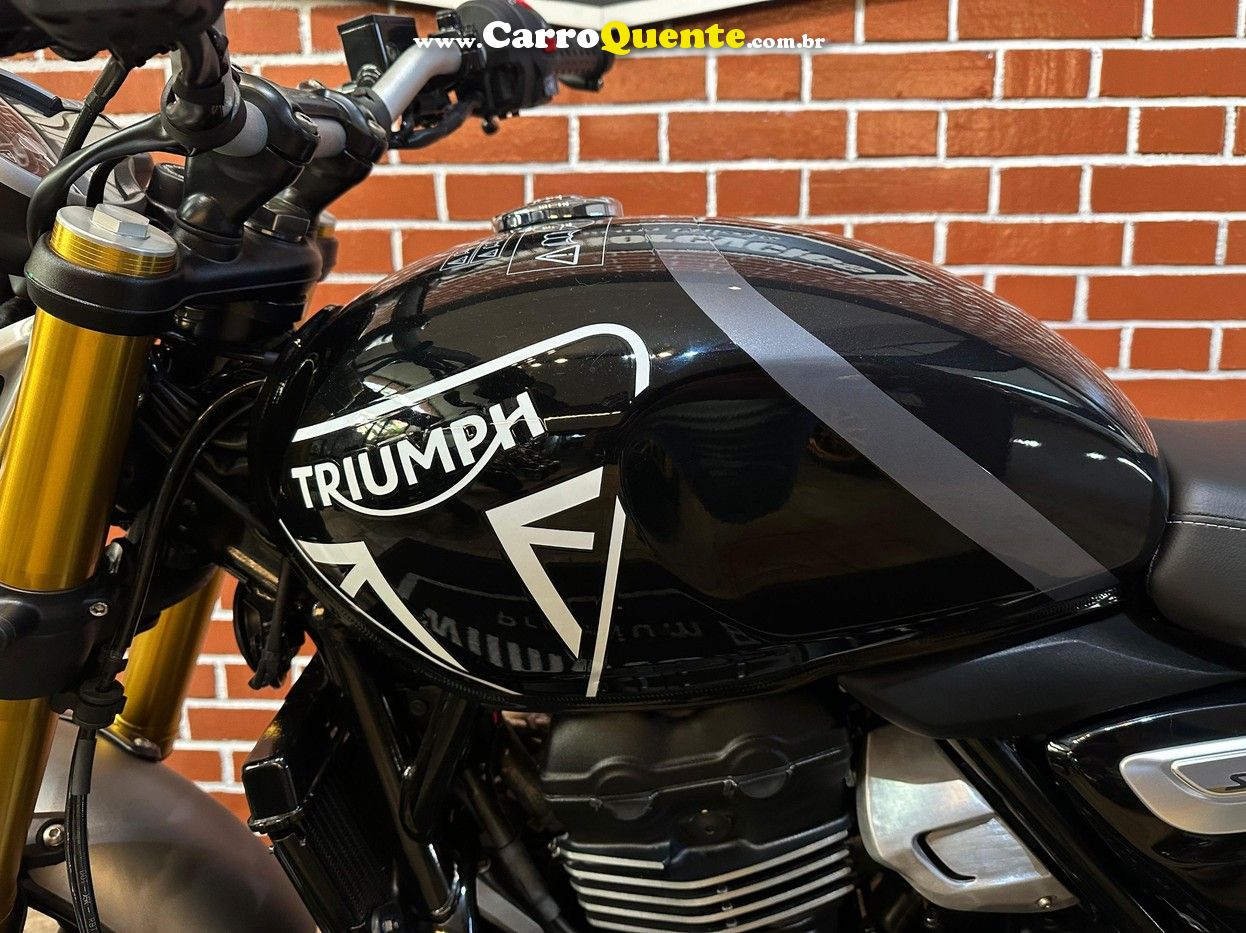 TRIUMPH SPEED 400 - Loja