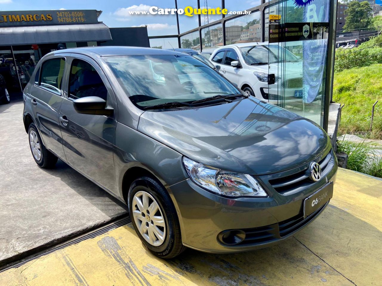 VOLKSWAGEN   GOL (NOVO) 1.0 MI TOTAL FLEX 8V 4P   CINZA 2013 1.0 FLEX - Loja