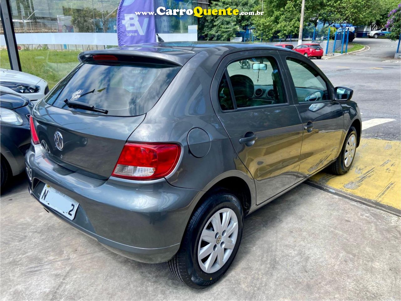 VOLKSWAGEN   GOL (NOVO) 1.0 MI TOTAL FLEX 8V 4P   CINZA 2013 1.0 FLEX - Loja