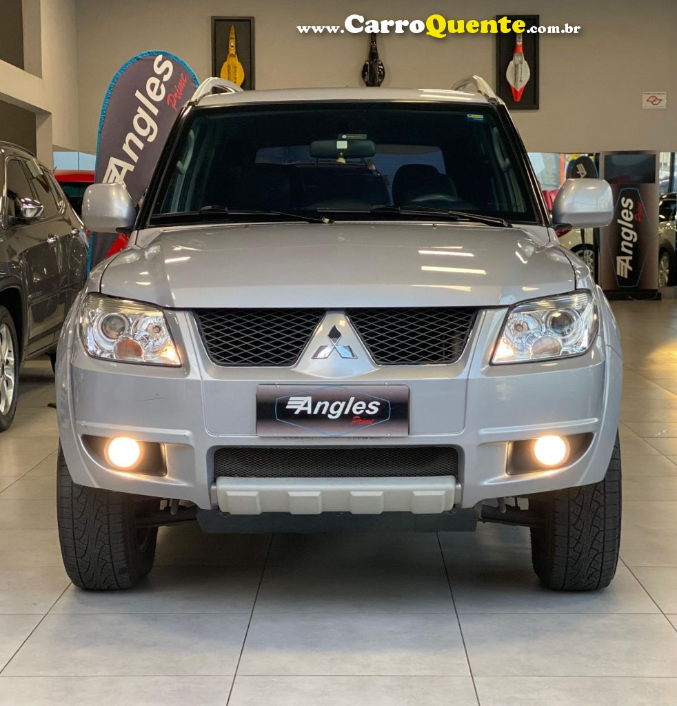 MITSUBISHI PAJERO TR4 2.0 4X4 16V 140CV - Loja