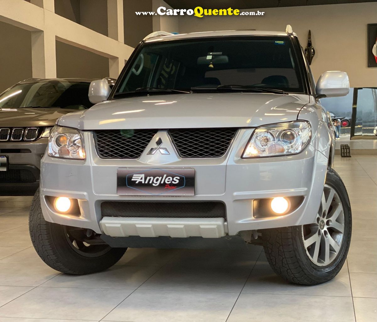 MITSUBISHI PAJERO TR4 2.0 4X4 16V 140CV - Loja