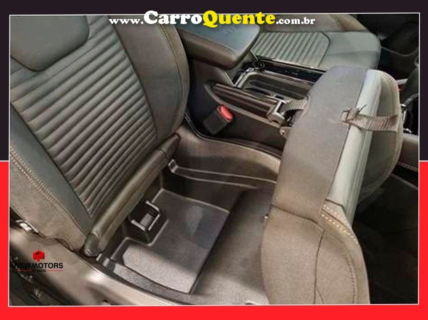 JEEP COMMANDER 2.0 TD380 TURBO LIMITED - Loja