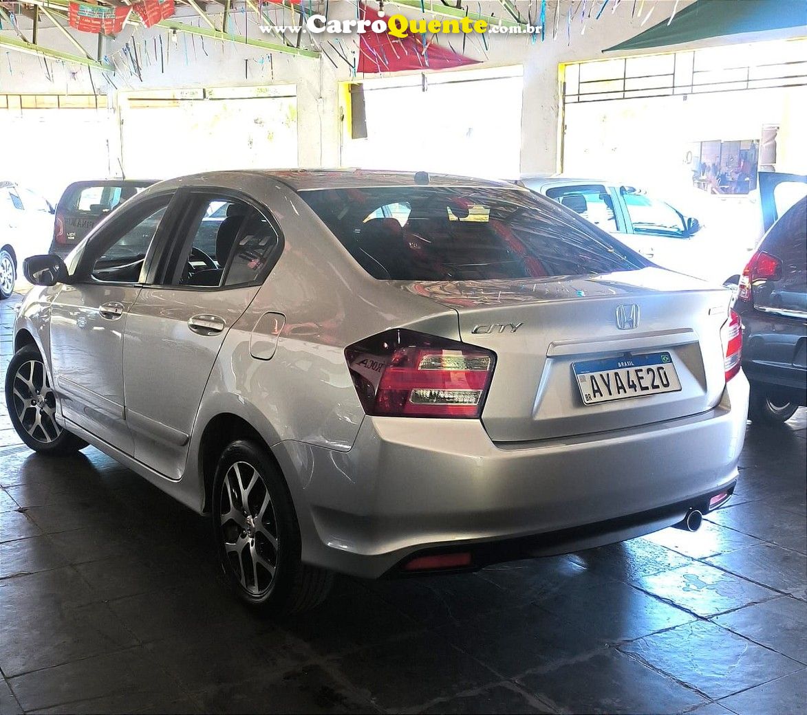 HONDA CITY 1.5 SPORT 16V 2014 - Loja