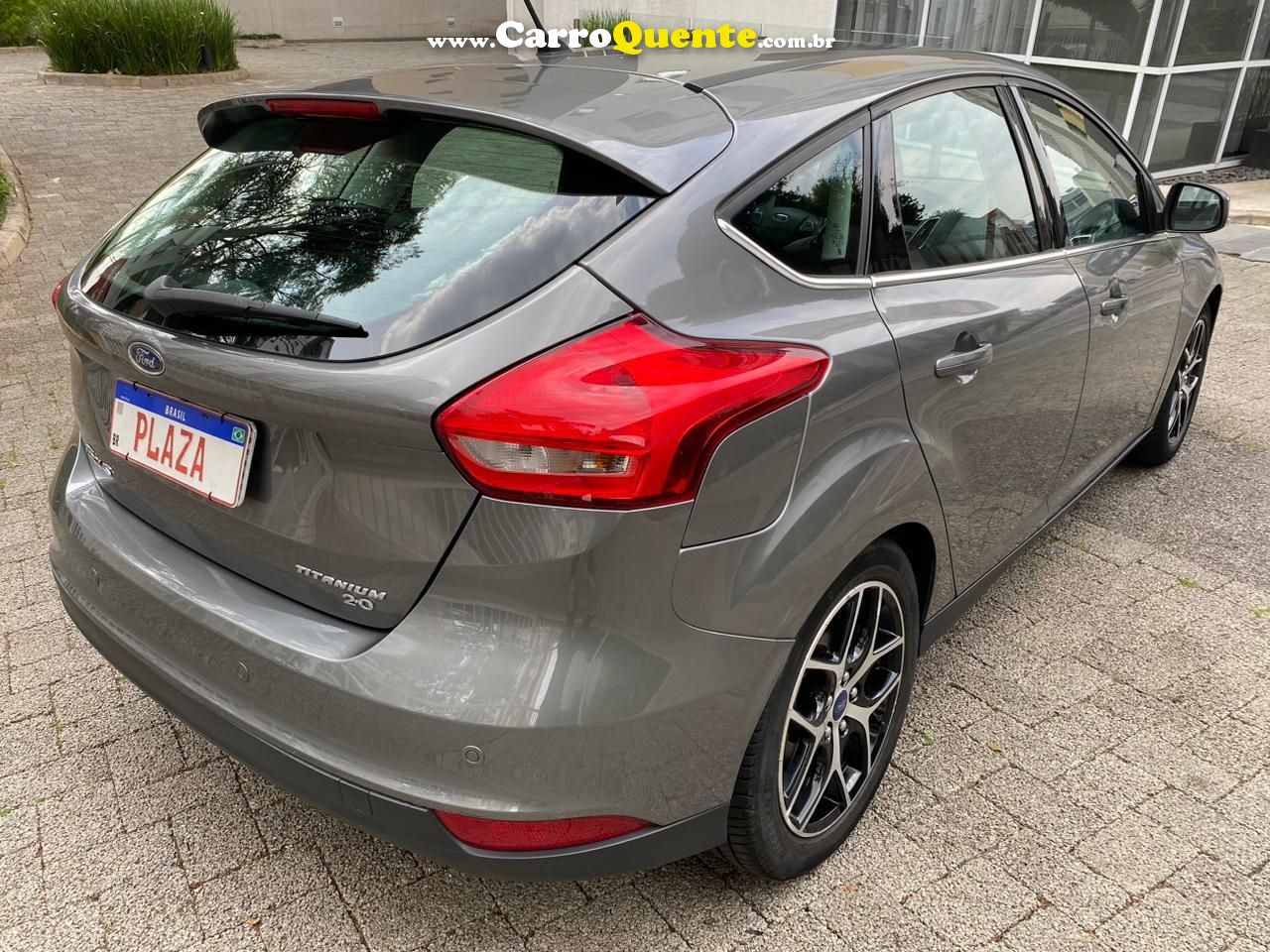 FORD FOCUS 2.0 TITANIUM HATCH 16V - Loja