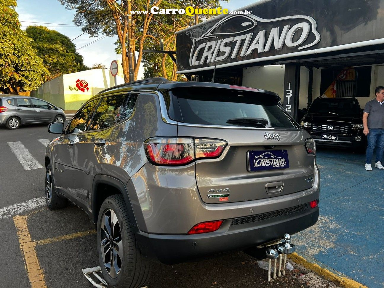 JEEP COMPASS 2.0 16V LONGITUDE 4X4 - Loja