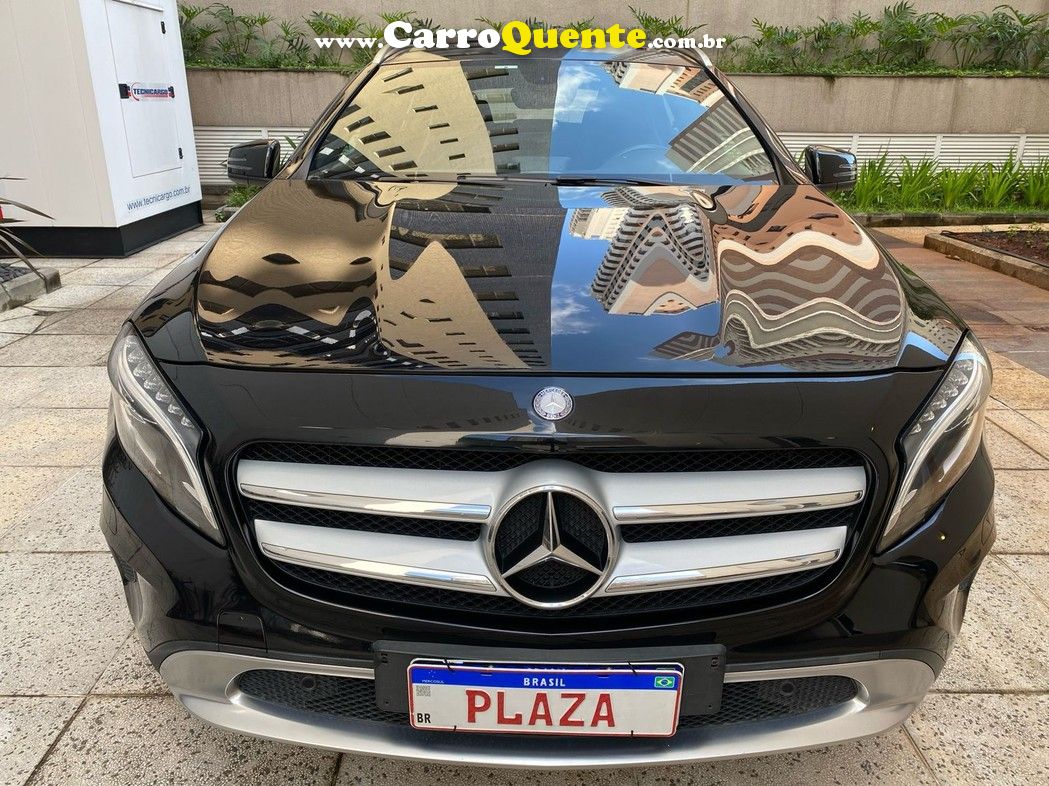 MERCEDES-BENZ GLA 200 1.6 CGI VISION BLACK EDITION 16V TURBO - Loja