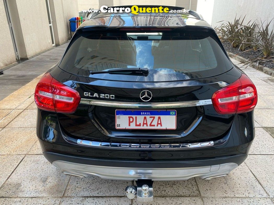 MERCEDES-BENZ GLA 200 1.6 CGI VISION BLACK EDITION 16V TURBO - Loja