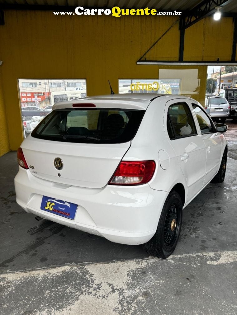 Volkswagen GOL 1.0 MI 8V FLEX 4P MANUAL G.V - Loja