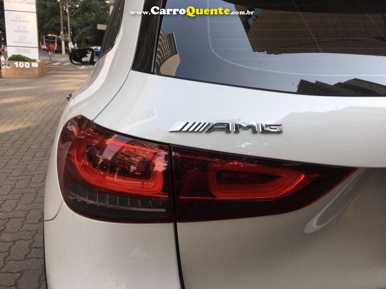 MERCEDES-BENZ   GLA 35 AMG 4MATIC 2.0 TURBO AUT.   BRANCO 2023 2.0 GASOLINA - Loja