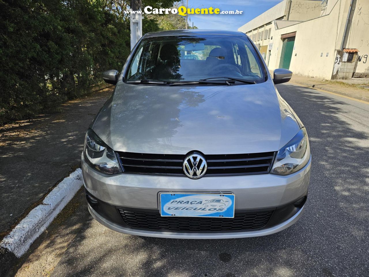 VOLKSWAGEN   FOX PRIMEHIGLI. 1.6 TOTAL FLEX 8V 5P   PRATA 2011 1.6 FLEX - Loja