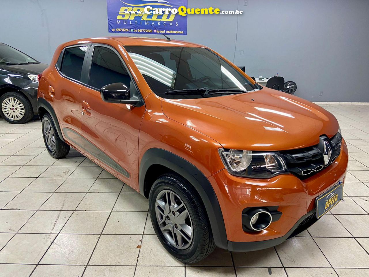 RENAULT   KWID INTENSE 1.0 FLEX 12V 5P MEC.   LARANJA 2019 1.0 FLEX - Loja