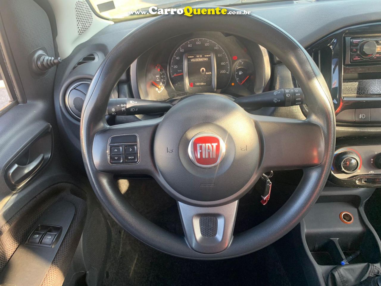 FIAT   UNO WAY 1.0 EVO FIRE FLEX 8V 5P   BRANCO 2016 1.0 FLEX - Loja