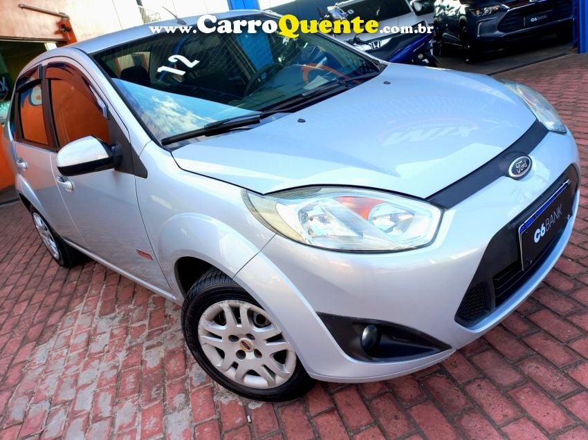 Ford FIESTA 1.6 ROCAM SEDAN 8V FLEX 4P MANUAL - Loja