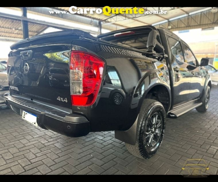 Nissan FRONTIER 2.3 16V TURBO DIESEL ATTACK CD 4X4 AUTOMÁTICO - Loja