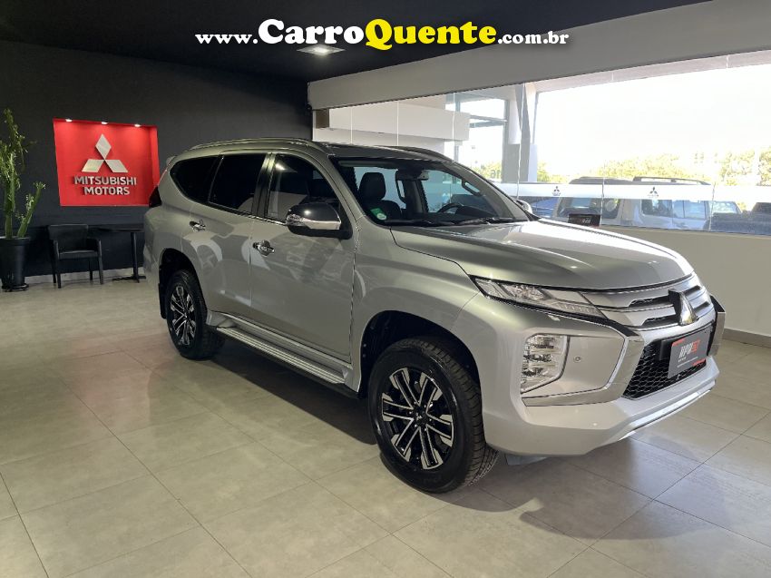 Mitsubishi PAJERO SPORT 2.4 16V MIVEC TURBO DIESEL HPE-S AWD AUTOMÁTICO - Loja