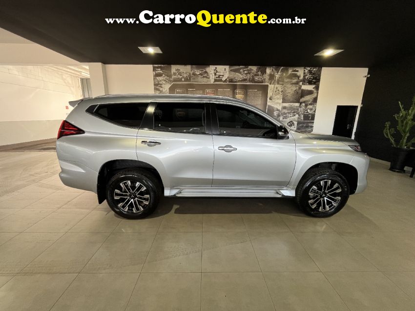 Mitsubishi PAJERO SPORT 2.4 16V MIVEC TURBO DIESEL HPE-S AWD AUTOMÁTICO - Loja