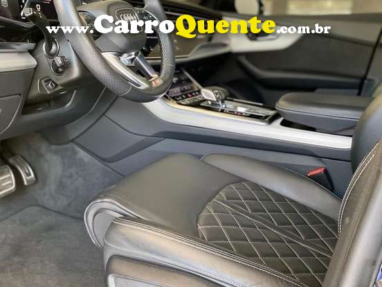 AUDI Q8 3.0 TFSI PERFORMANCE BLACK QUATTRO - Loja