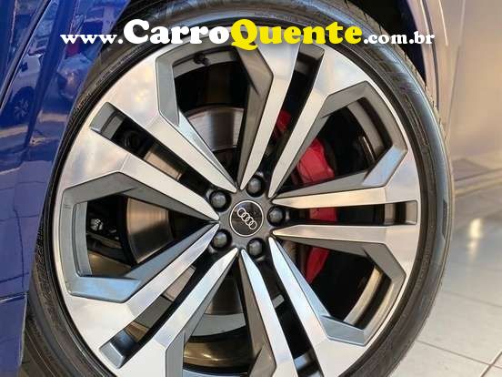 AUDI Q8 3.0 TFSI PERFORMANCE BLACK QUATTRO - Loja