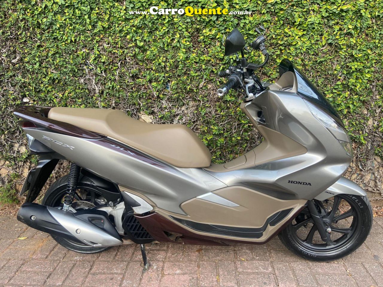 HONDA   PCX 150DLX   PRATA 2022 150 GASOLINA - Loja