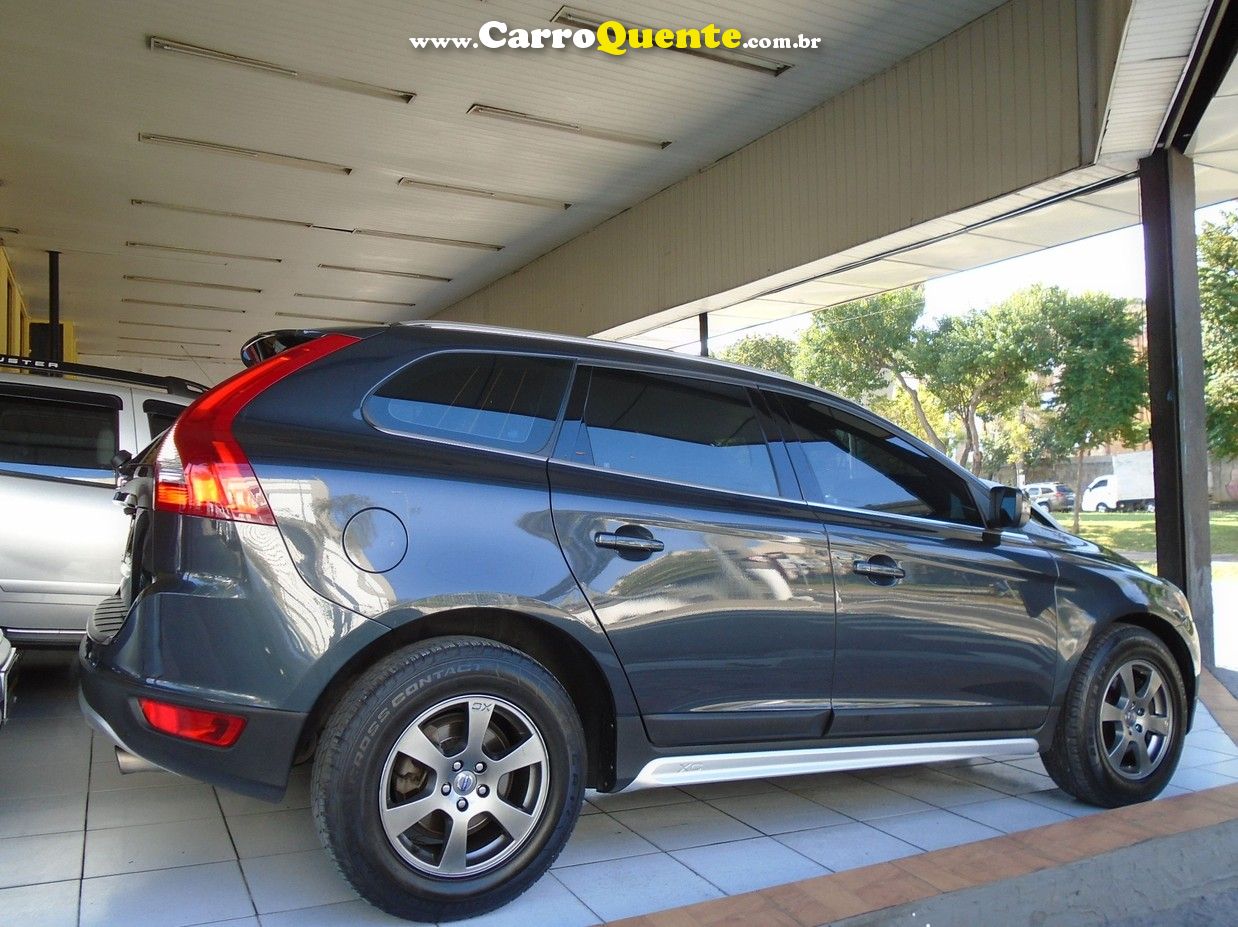 VOLVO XC60 3.0 COMFORT AWD TURBO - Loja