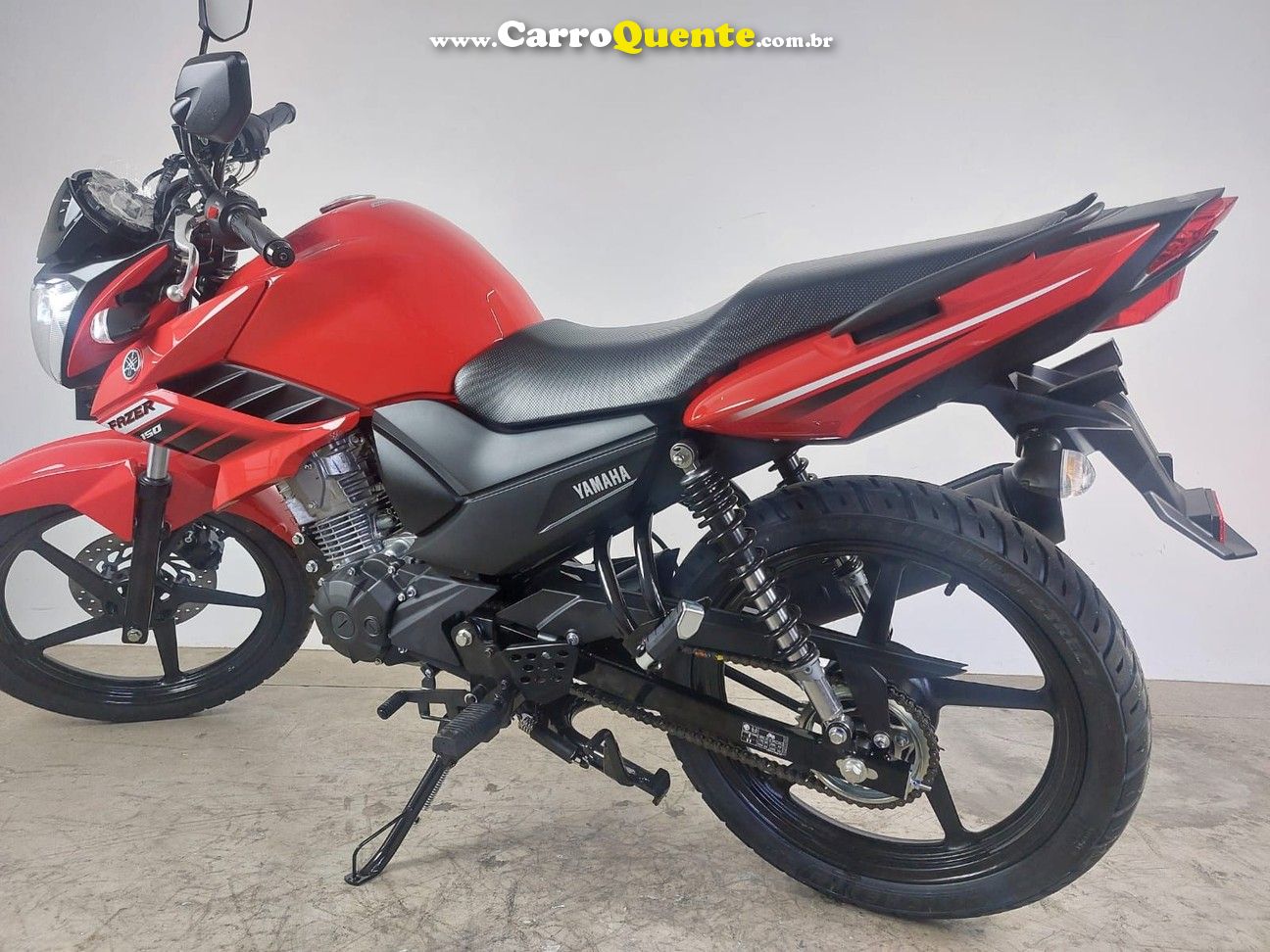 YAMAHA YS 150 FAZER SED - Loja