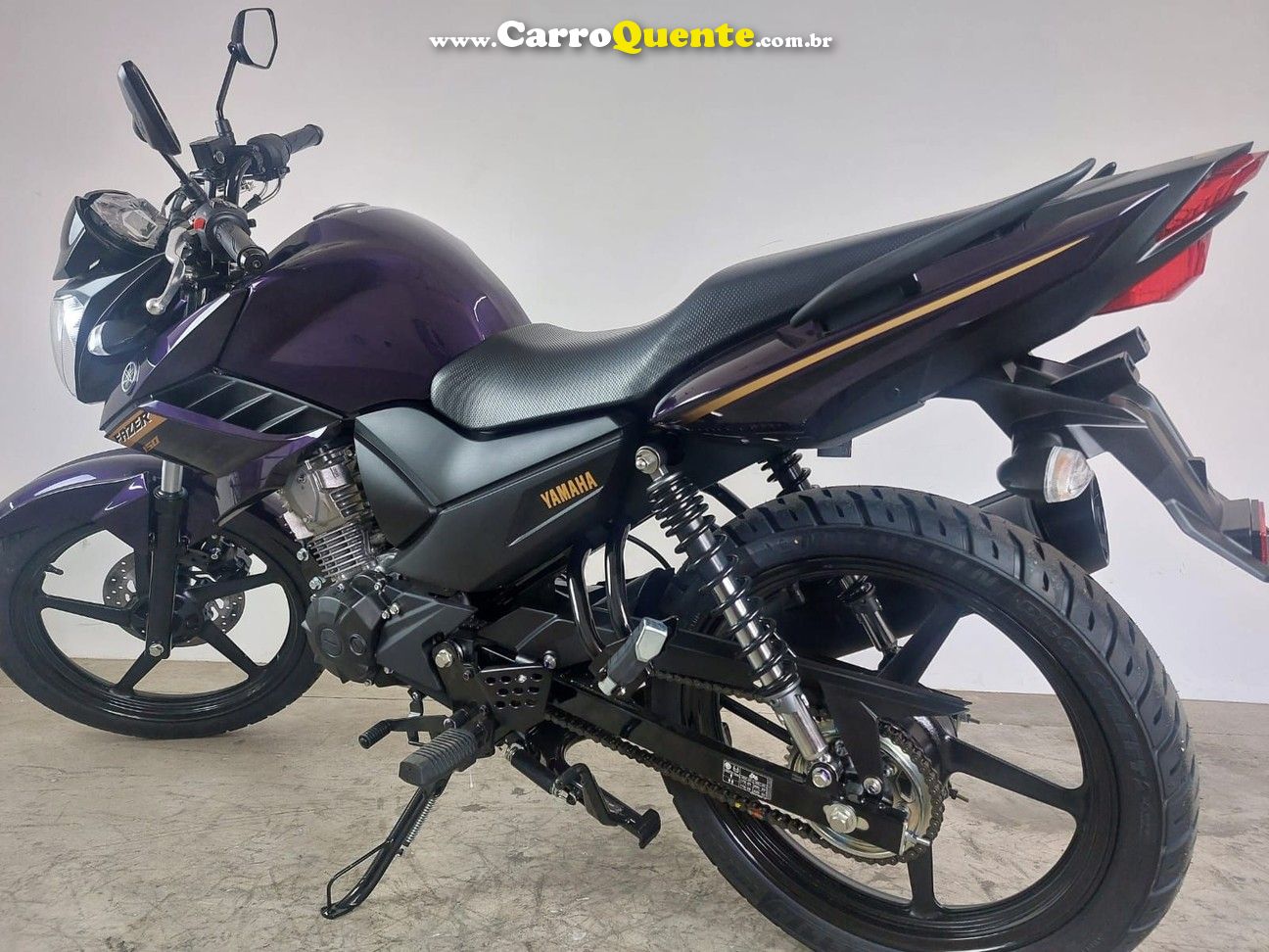 YAMAHA YS 150 FAZER SED - Loja