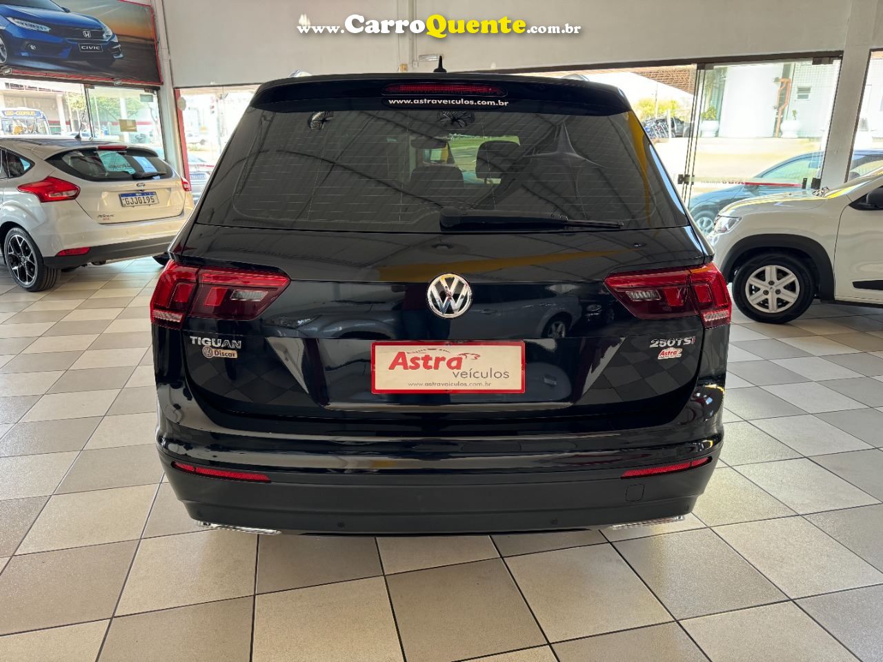 Tiguan Allspace Comfortline 1.4 250 TSI DSG 2018/2018 Volkswagen - Loja