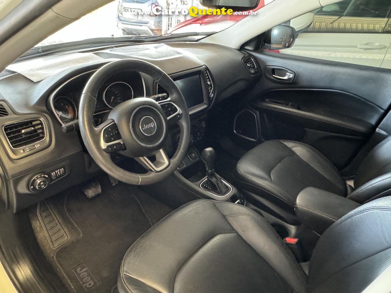 JEEP   COMPASS LONGITUDE 2.0 4X2 FLEX 16V AUT.   BRANCO 2018 2.0 FLEX - Loja