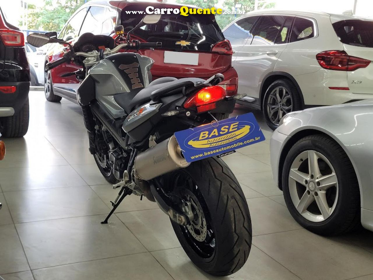 BMW   F 800 R   CINZA 2011 800 GASOLINA - Loja