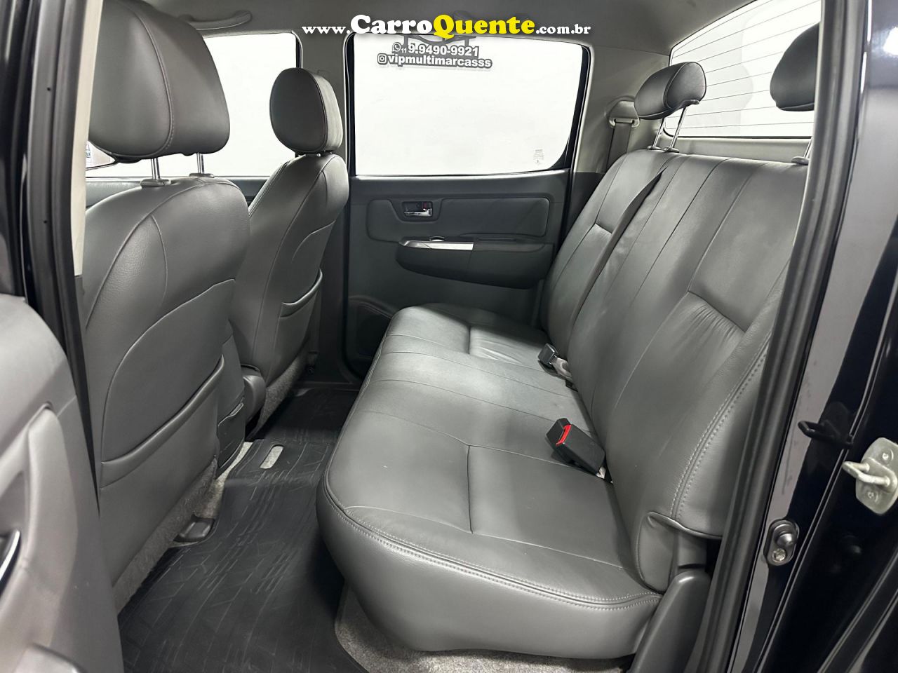 TOYOTA   HILUX CD SRV 4X4 2.7 FLEX 16V AUT.   PRETO 2015 2.7 FLEX - Loja