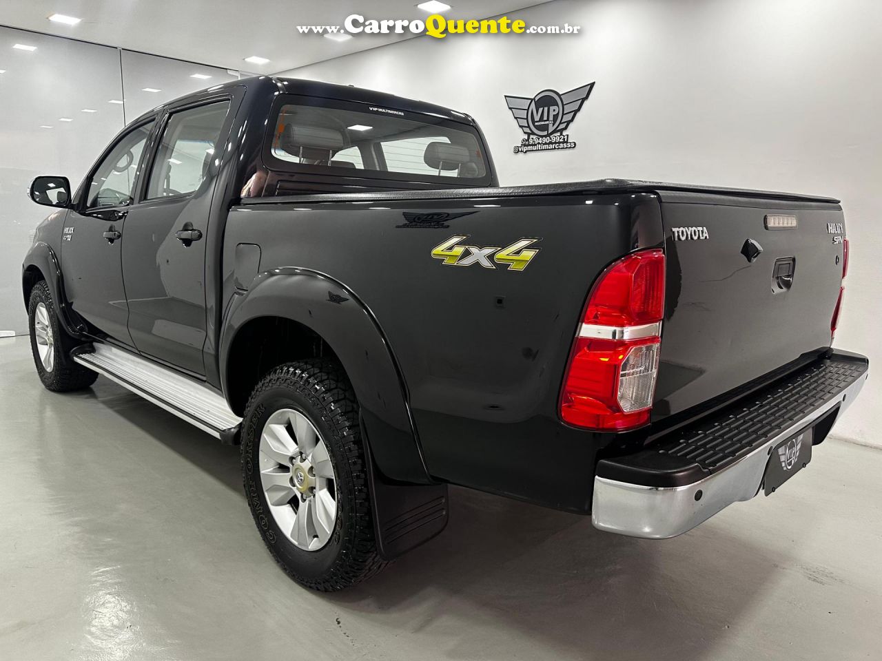 TOYOTA   HILUX CD SRV 4X4 2.7 FLEX 16V AUT.   PRETO 2015 2.7 FLEX - Loja