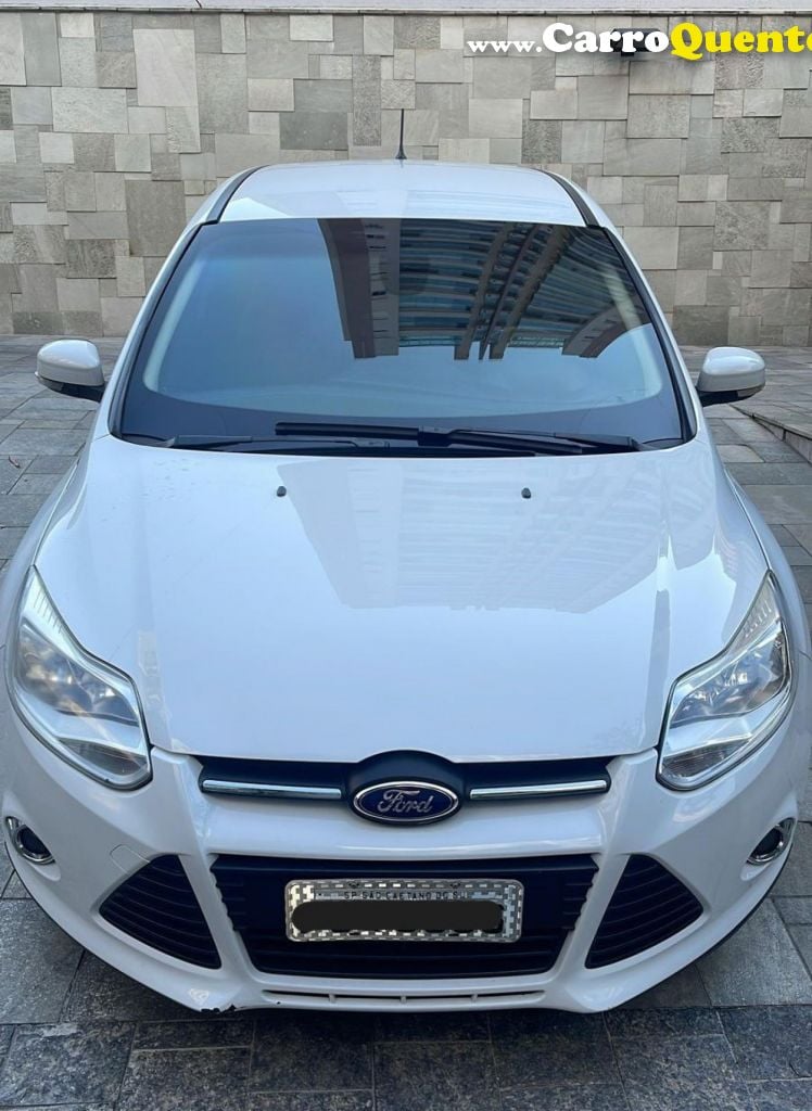 FORD   FOCUS 2.0 16VSESE PLUS FLEX 5P AUT.   BRANCO 2014 2.0 FLEX - Loja