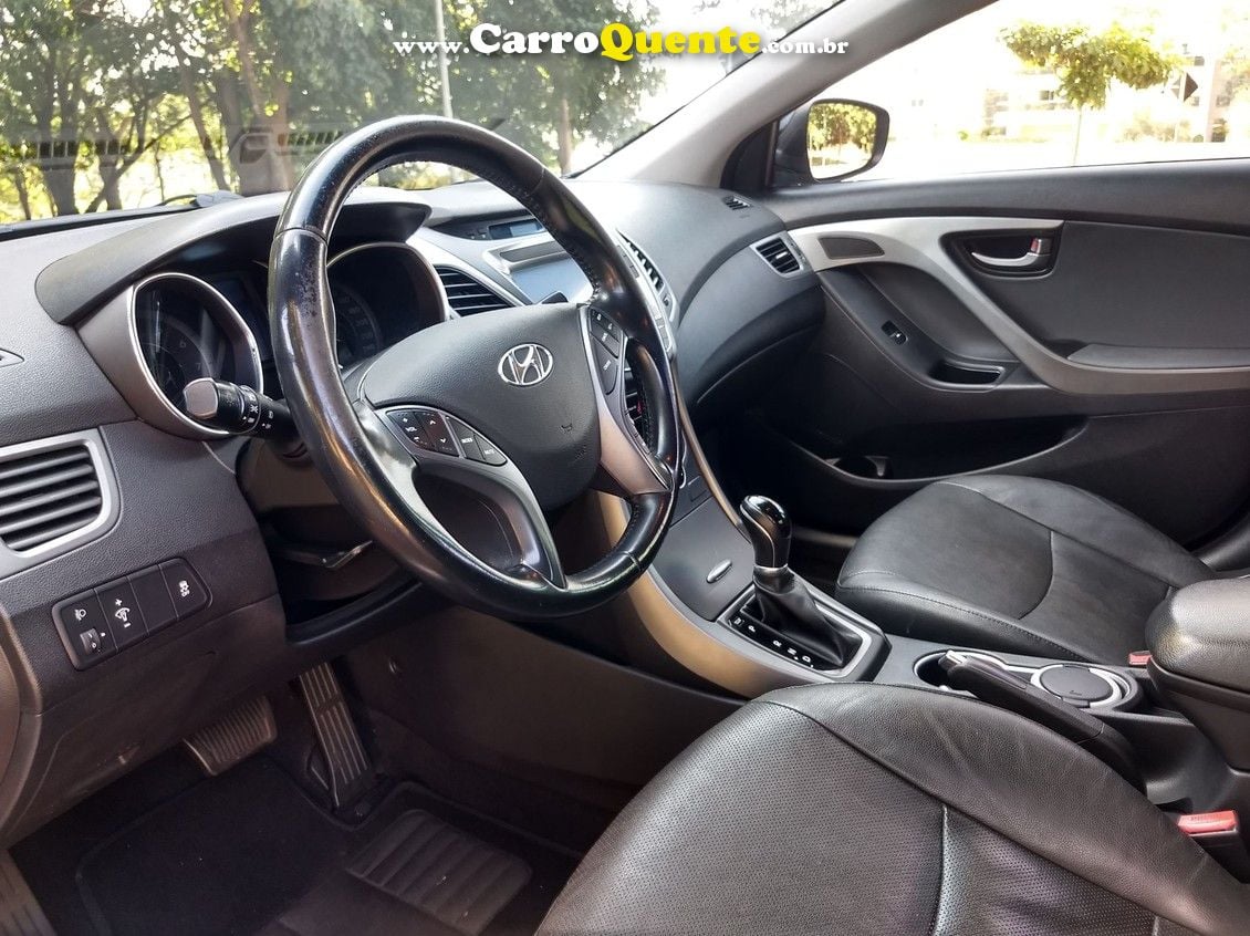 HYUNDAI ELANTRA 2.0 GLS 16V - Loja