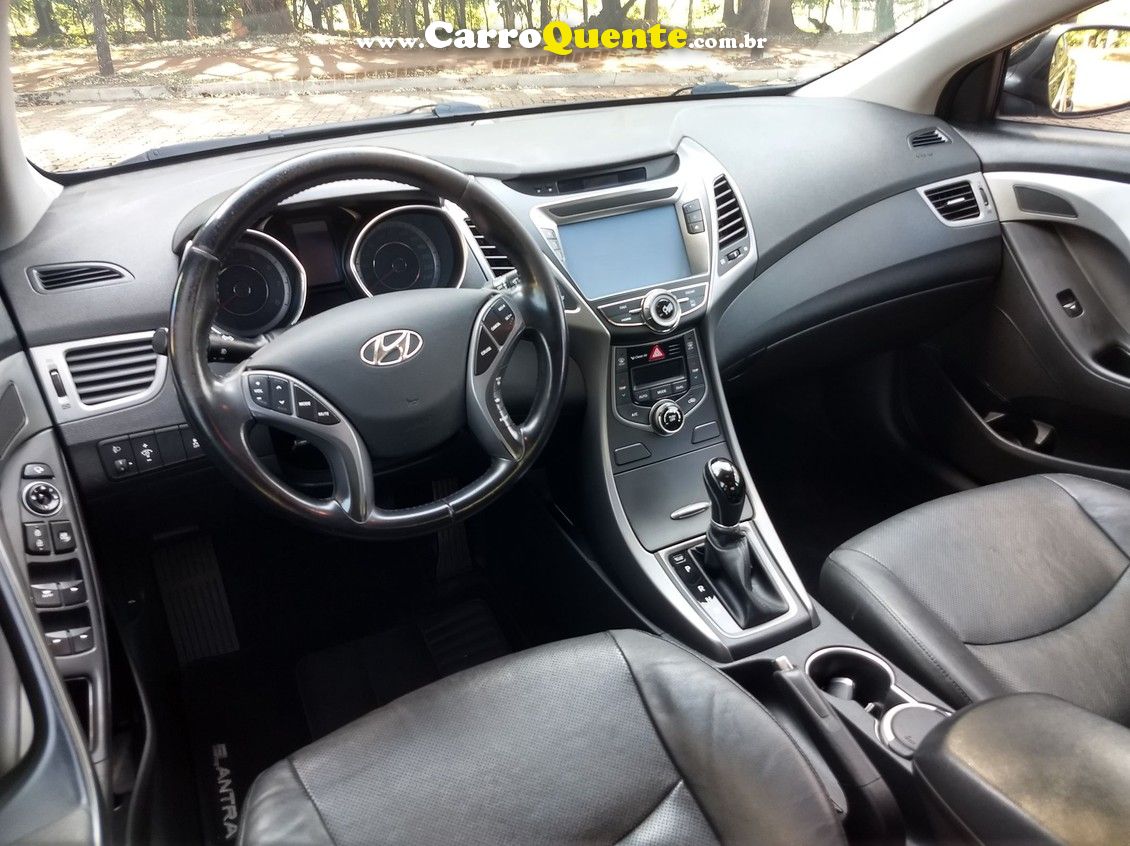 HYUNDAI ELANTRA 2.0 GLS 16V - Loja