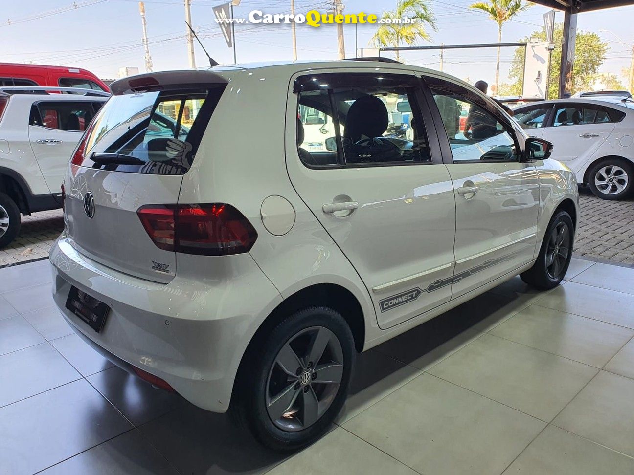 VOLKSWAGEN FOX 1.6 MSI TOTAL CONNECT - Loja