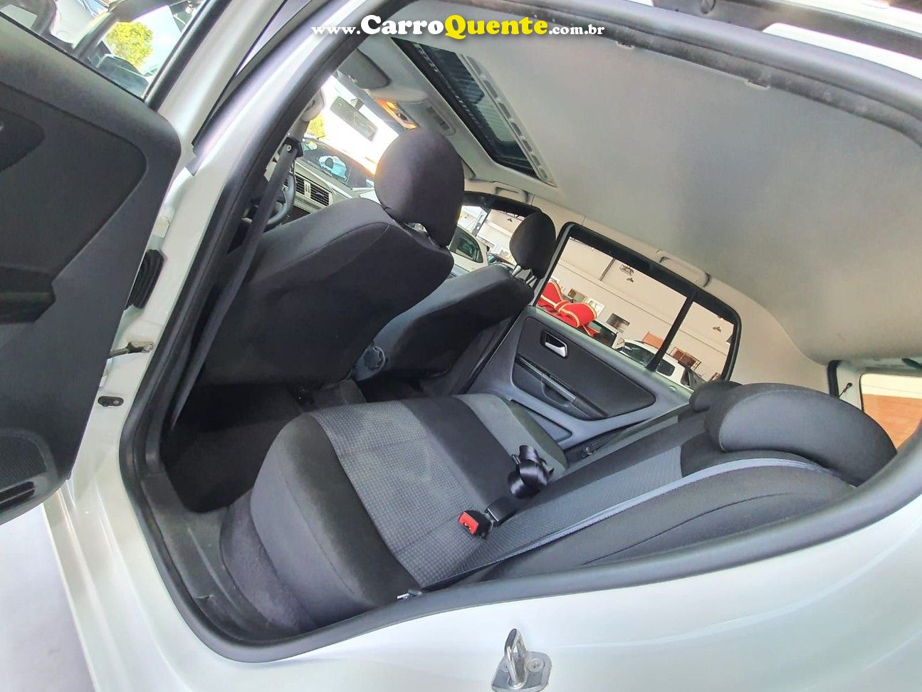 VOLKSWAGEN FOX 1.6 MSI TOTAL CONNECT - Loja