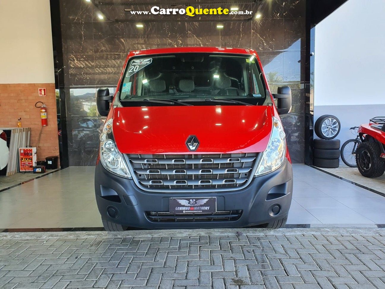 RENAULT MASTER 2.3 DCI FURGAO L1H1 - Loja