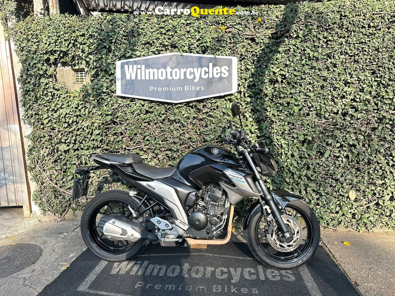 YAMAHA FZ25 FAZER ABS  - Loja