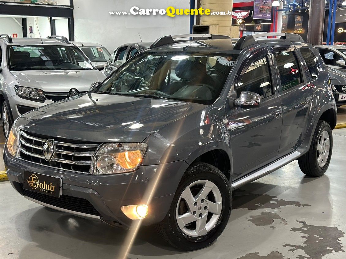 RENAULT DUSTER 2.0 DYNAMIQUE 4X2 16V - Loja