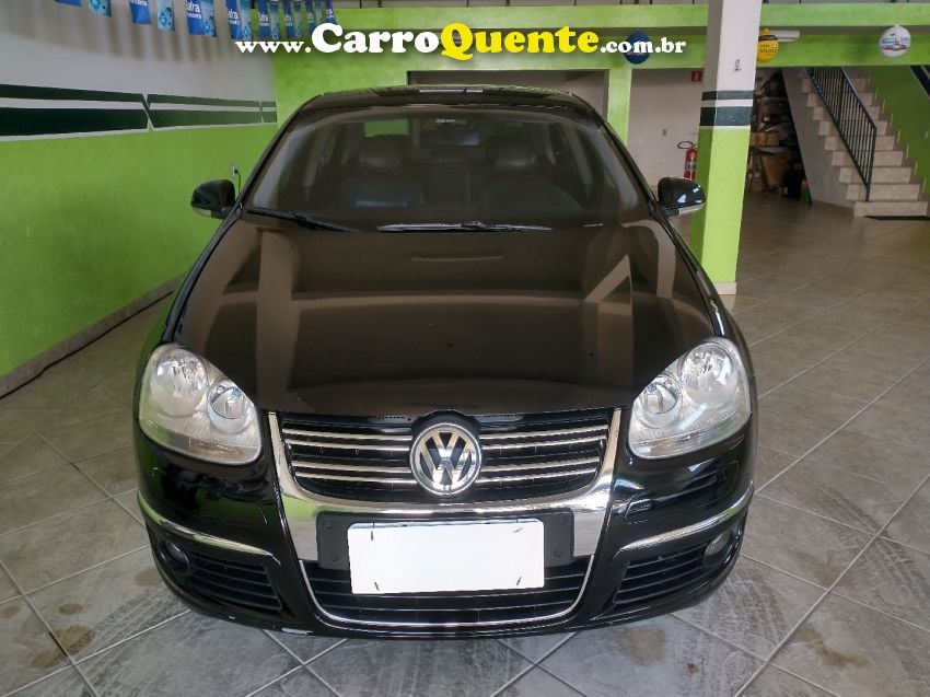 Volkswagen JETTA 2.5 I 20V 170CV GASOLINA 4P TIPTRONIC - Loja