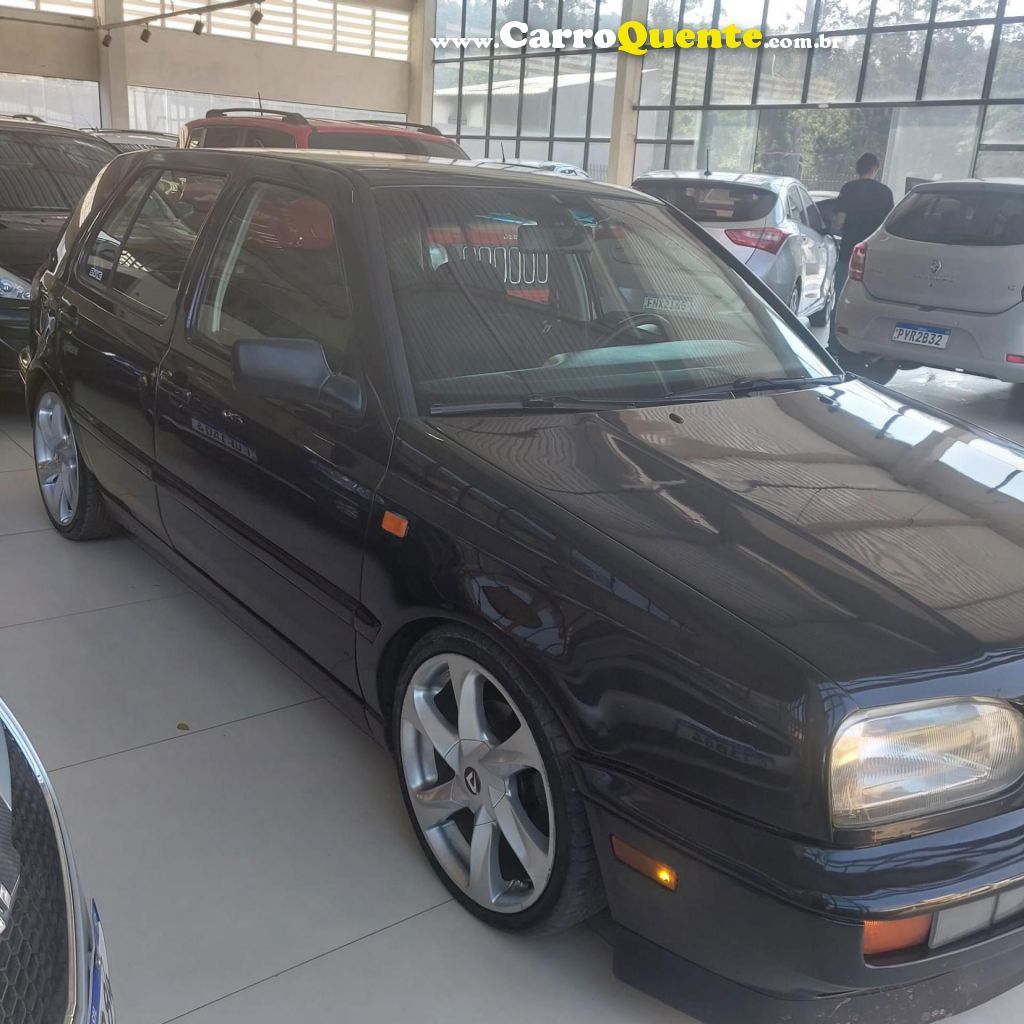 VOLKSWAGEN   GOLF GL 1.8 2.0I 4P   PRETO 1995 1.8 GASOLINA - Loja