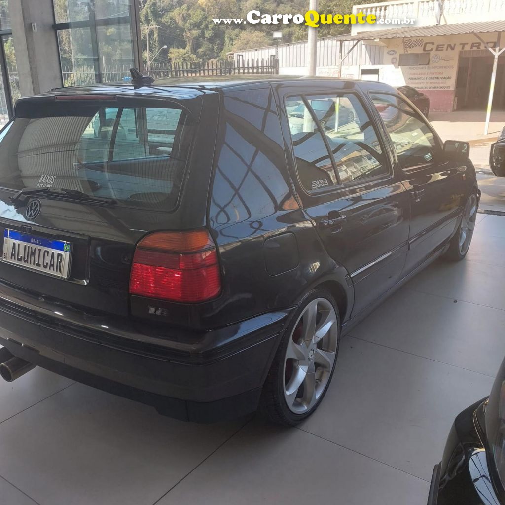 VOLKSWAGEN   GOLF GL 1.8 2.0I 4P   PRETO 1995 1.8 GASOLINA - Loja