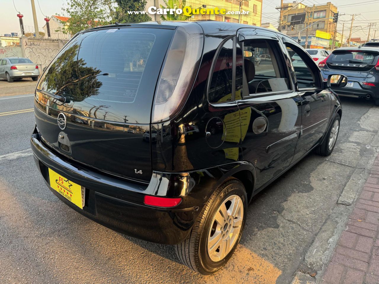 CHEVROLET   CORSA HAT. MAXX 1.4 8V ECONOFLEX 5P   PRETO 2012 1.4 FLEX - Loja