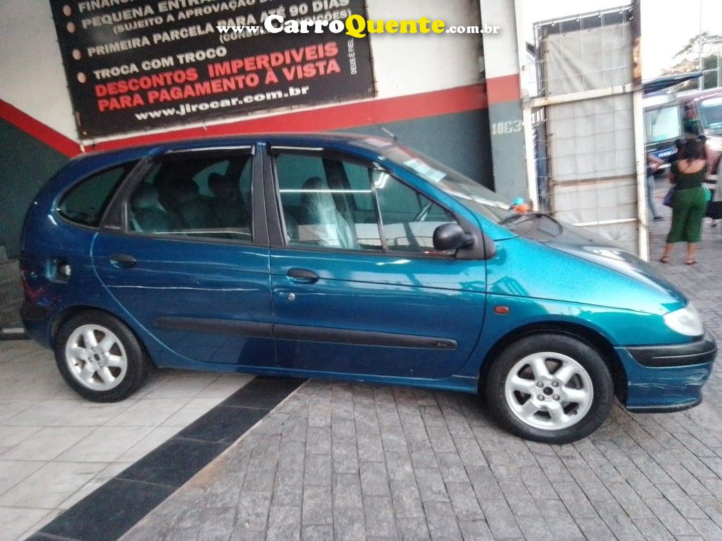 RENAULT SCENIC 2.0 RXE 8V - Loja